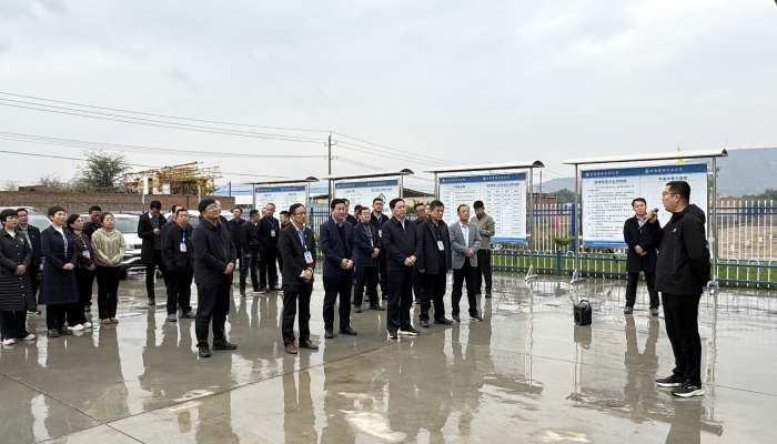 臨洮縣委副書記李清元、縣政協(xié)主席黎輝一行調(diào)研臨洮國家現(xiàn)代農(nóng)業(yè)產(chǎn)業(yè)園智慧農(nóng)業(yè)示范園建設項目
